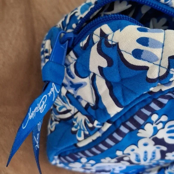 Vera Bradley 100 Handbag Blue Lagoon - Picture 11 of 12